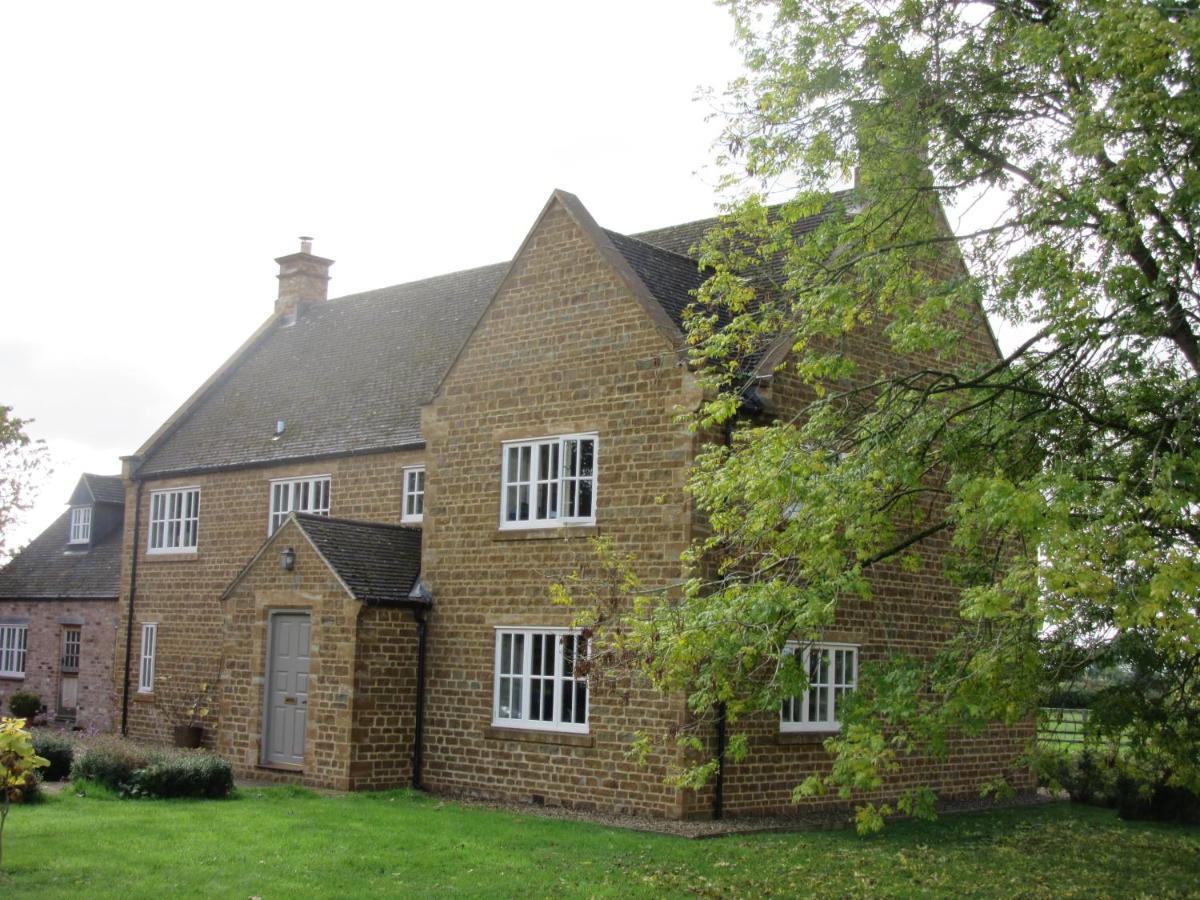 Weston Hill Farm Bed and Breakfast Moreton Pinkney Buitenkant foto