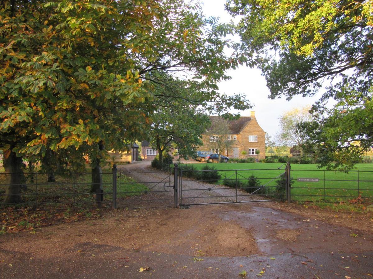 Weston Hill Farm Bed and Breakfast Moreton Pinkney Buitenkant foto